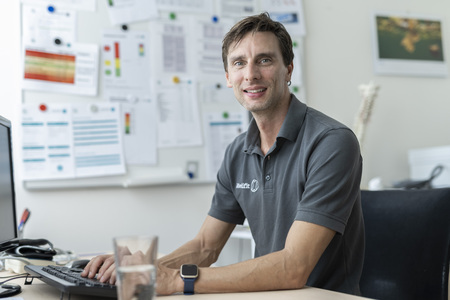 Klinikum Wels-Grieskirchen/Nik Fleischmann Mag. Michael Pfob, BA, Sportwissenschafter und Trainingstherapeut, Medifit Wels