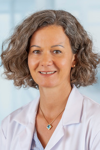 Primaria Dr. Andrea Mühlbacher, Leiterin des Departments für Psychosomatik für  Erwachsene am Klinikum Wels-Grieskirchen