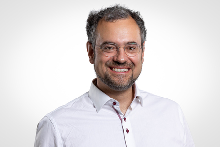 Mag. Christoph Arzt, Klinischer Psychologe und Leiter des Ethikkomitees  am Ordensklinikum Linz Barmherzige Schwestern 