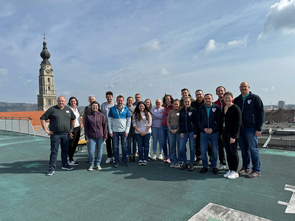 Die neuen Instruktorinnen und Instruktoren mit dem Ausbilder-Team