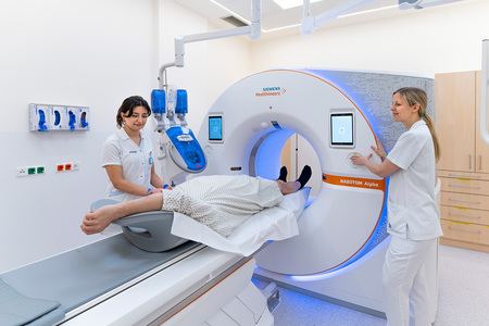 Neu und herausfordernd: Neben revolutionären Bildern produziert das innovative CT riesen  Datenmengen und erfordert in der Diagnostik einen neuen Workflow durch die Anwender. 