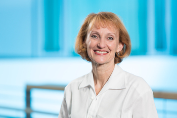 OÄ Dr. Regina Pflügl, die Leiterin der Kopfschmerzambulanz