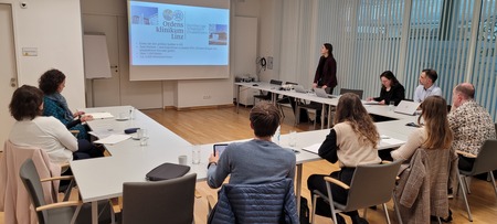 Ordensklinikum Linz Helene Großauer präsentiert die Mobilitätsmaßnahmen des Ordensklinikum Linz