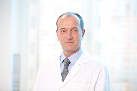 Ordensklinikum Linz Prim. Univ.-Prof. Dr. Martin Burian, Vorstand der Abteilung HNO, Kopf- und Halschirugie am Ordensklinikum Linz Barmherzige Schwestern