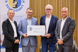 Leitung des Karl Landsteiner Instituts für perioperative Medizin, v.l.: Mag. Rudolf Wagner, Prim. Univ.-Prof. Dr. Kurt Rützler, FAHA, Präsident der Karl Landsteiner Gesellschaft Univ.-Prof. Dr. Bernhard Schwarz und Marcel Kohl-Peterke 