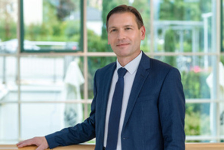 MMag. Günther Herrnhof