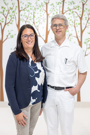 Bereichsleitung Karina Hofbauer, MSc. und Primar Dr. Andreas Wimmer 