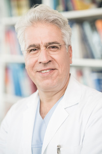 Prim. Dr. Ali Abri, Leiter der Abteilung für Augenheilkunde und Optometrie, Klinikum Wels-Grieskirchen