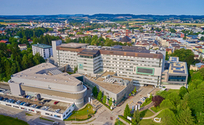 Außenansicht Krankenhaus der Barmherzigen Schwestern Ried